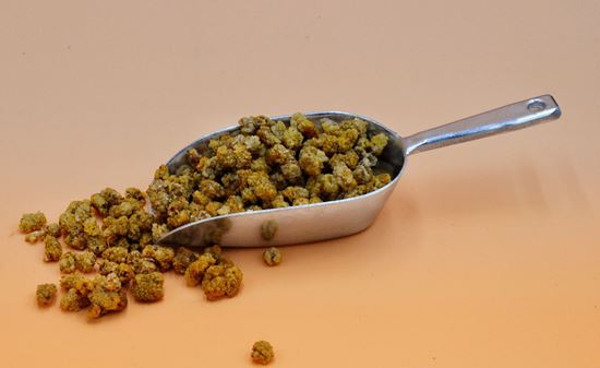 تصویر توت خشک